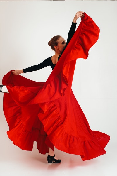 Adult Flamenco dance class - beginners learning passionate Spanish dance moves